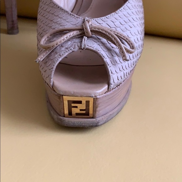 Fendi shoes - Picture 5 of 8